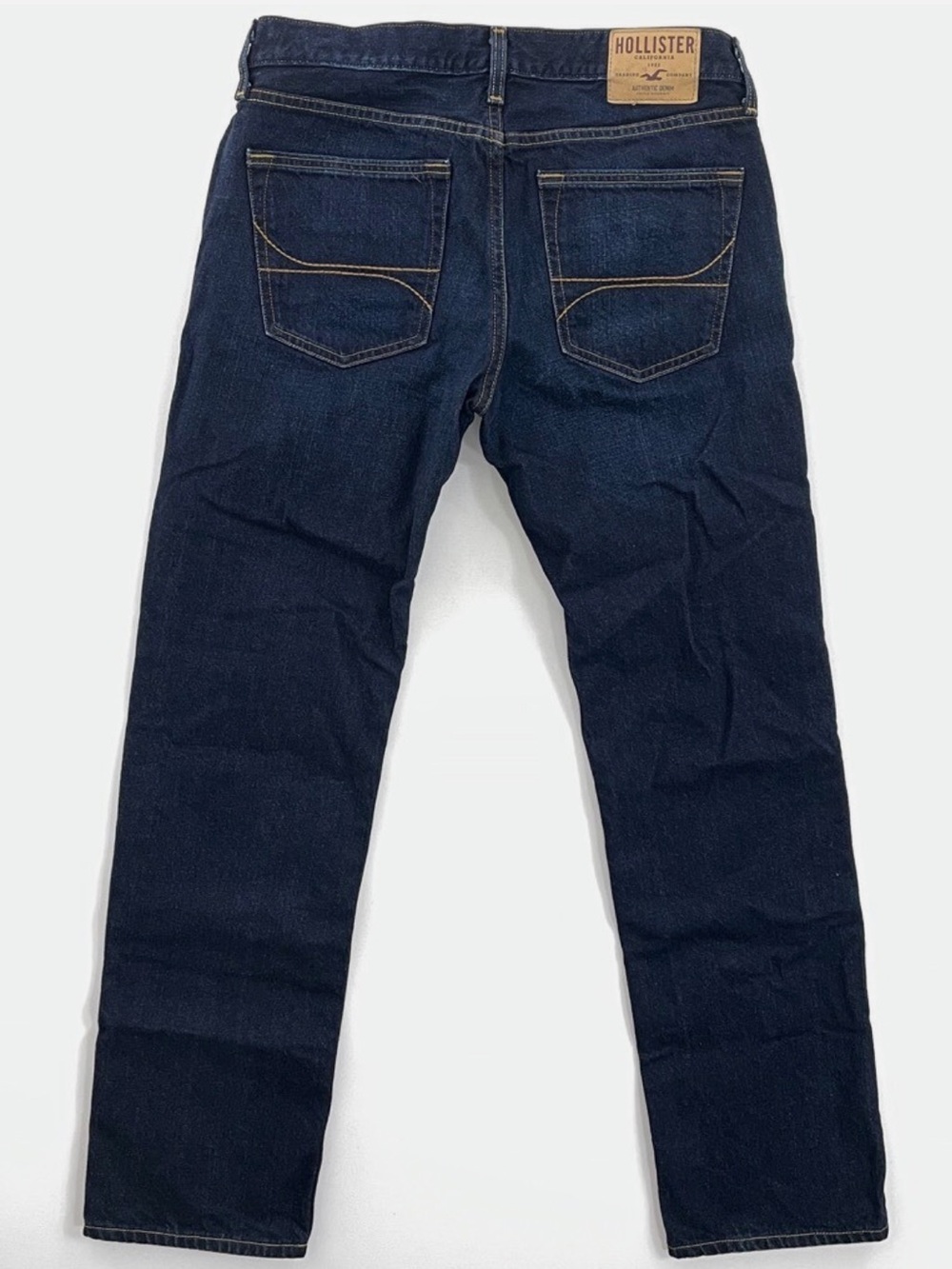 Hollister Men's Dark Blue Straight Leg Jeans